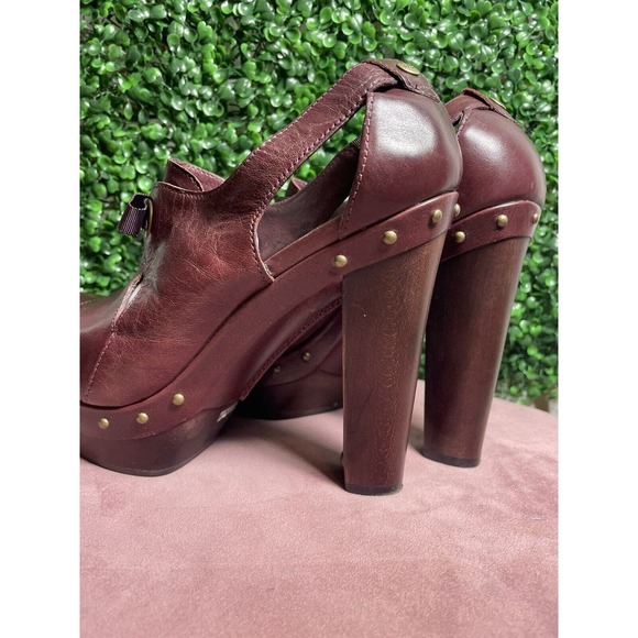 UGG Australia Celestina Women’s Burgundy Leather Heels Clogs Size 9.5 - Picture 8 of 14